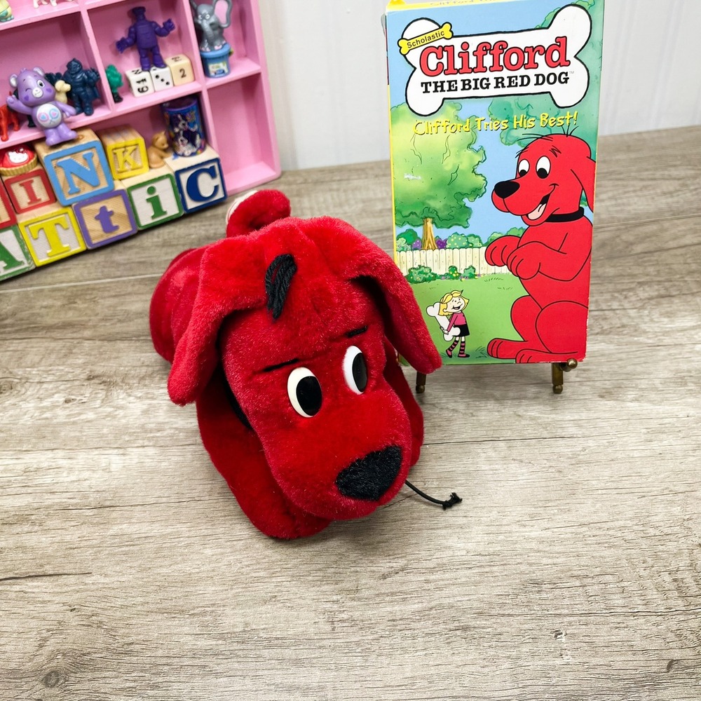 Clifford The Big Red Dog Plush & Clifford Tries His Best VHS Tape Scholastic Set